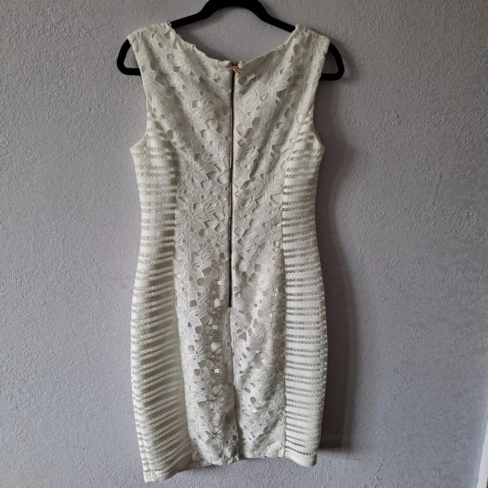 Calvin Klein White Floral Lace Dress - Picture 5 of 8
